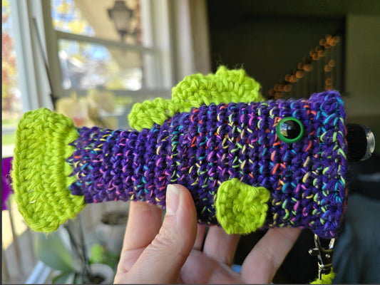 Penjamin / Pennifer Crocheted Puff Puff Pass Largemouth Bass Holder