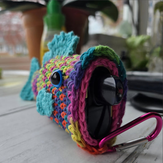 Penjamin / Pennifer Crocheted Puff Puff Pass Largemouth Bass Holder