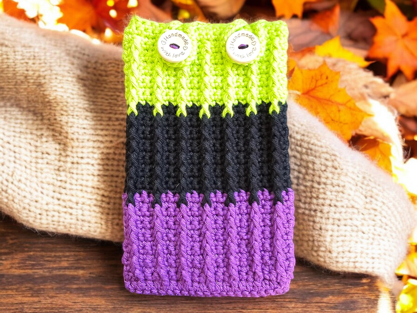 Crocheted Kindle Sleeve: Frankenstein Halloween Cover