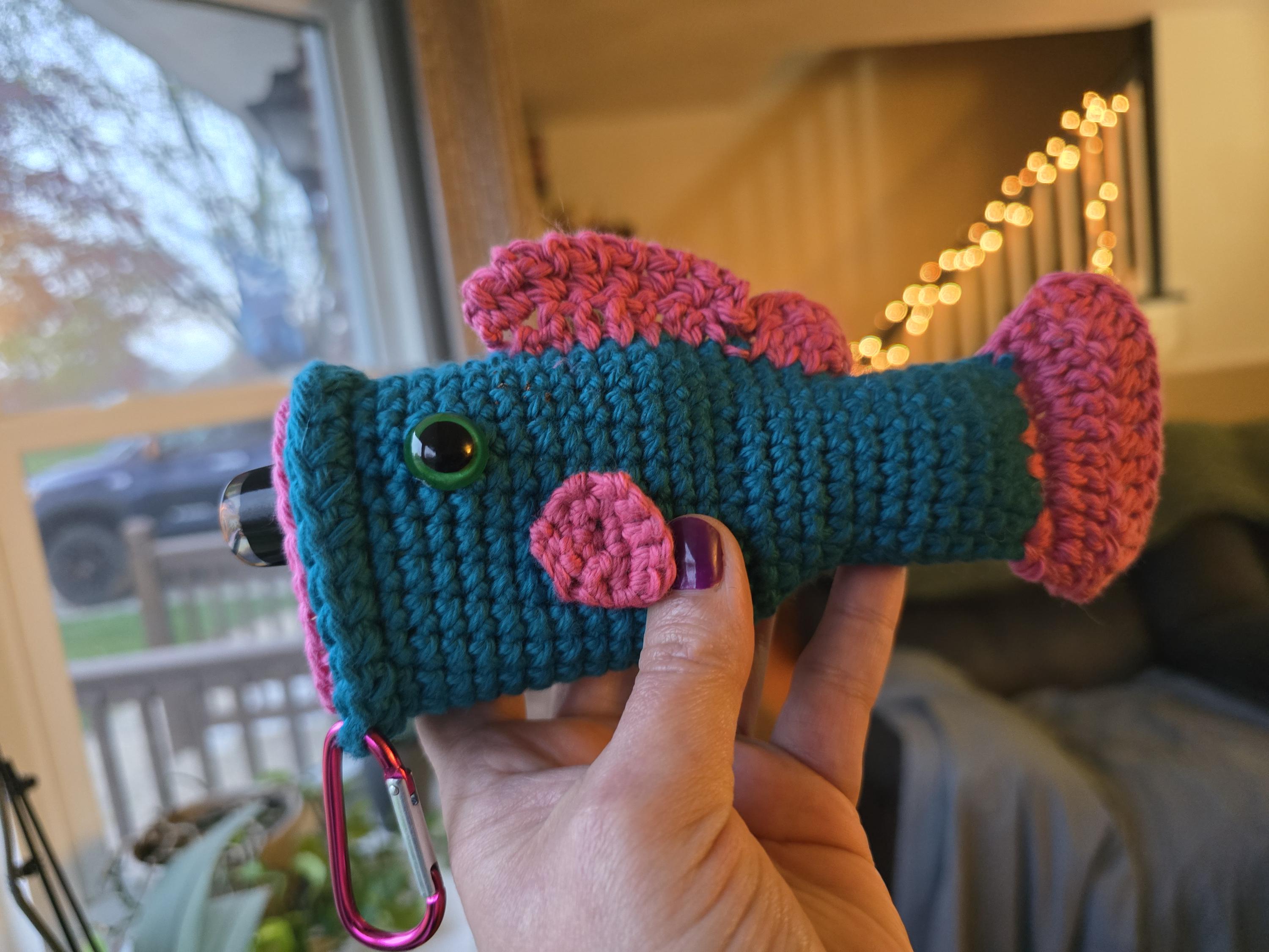 Penjamin / Pennifer Crocheted Puff Puff Pass Largemouth Bass Holder!  Discreet! Mary Jane Cannabis 420 Geekbar