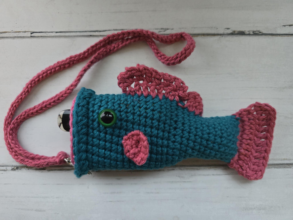 Penjamin / Pennifer Crocheted Puff Puff Pass Largemouth Bass Holder!  Discreet! Mary Jane Cannabis 420 Geekbar