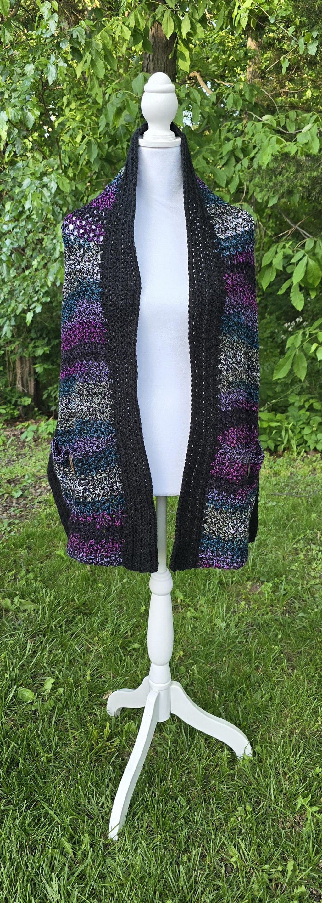 Crochet Pocket Shawl: Handmade Boho Wrap with Pockets