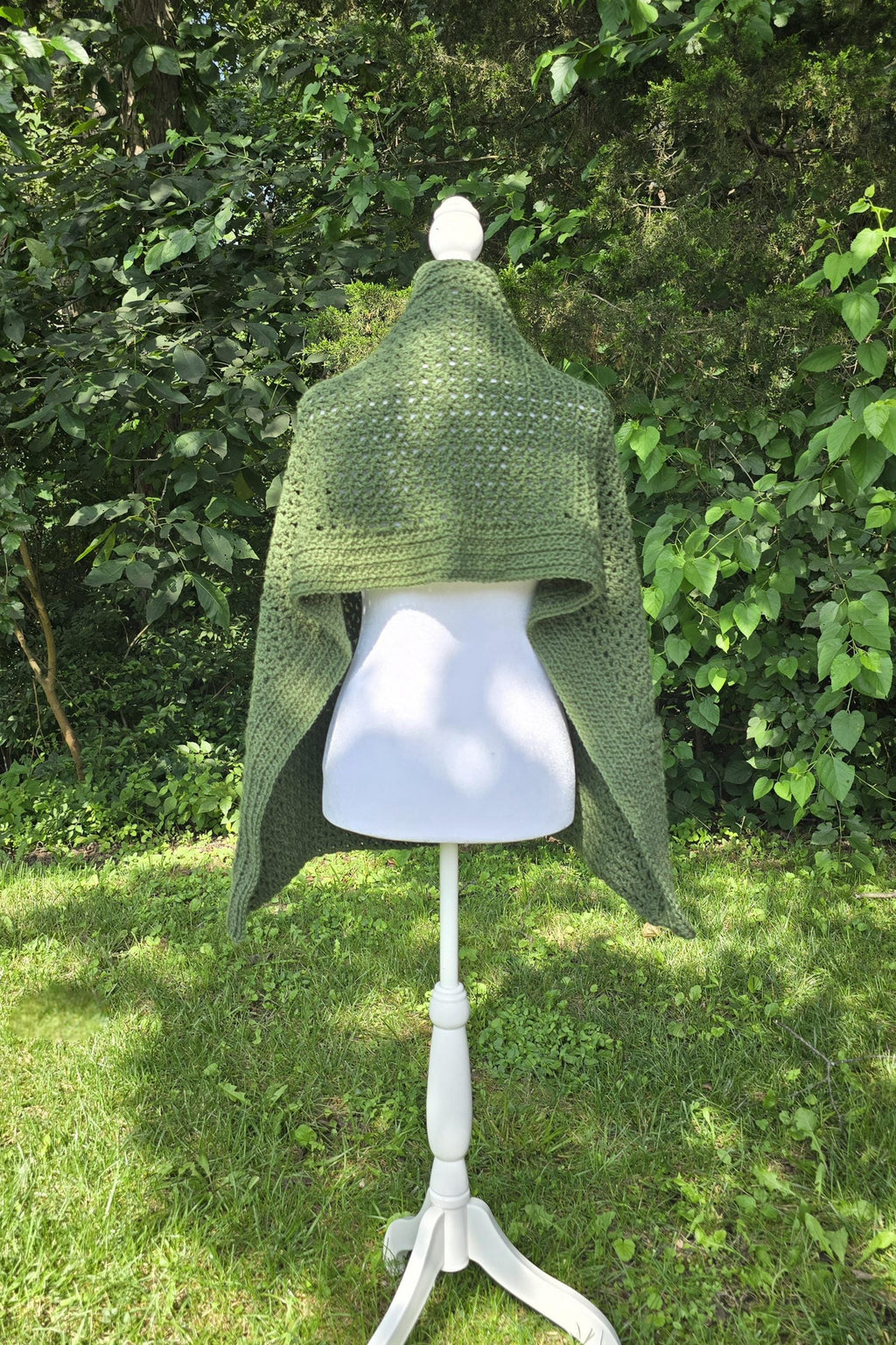 Crocheted Meadow Wrap Pocket Shawl - Tranquil Green