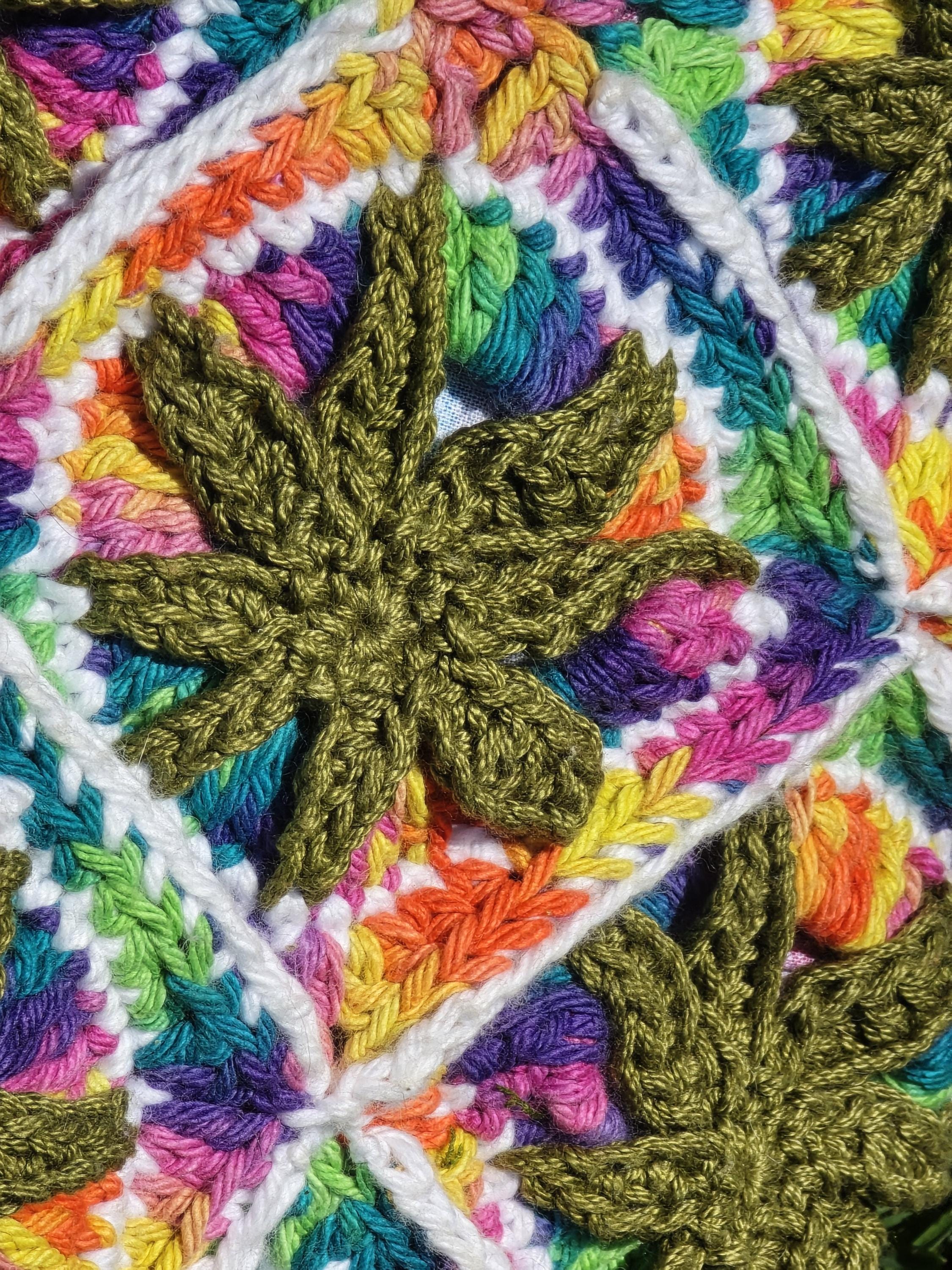 Rainbow Kush Bag Cannabis Leaf Crochet Bag Rainbow Granny Square Purse Handmade Boho Shoulder Bag Lined Festival Tote Gift for Her
